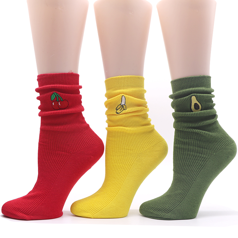Разноцветные мужские носки: оригинальность и стиль
